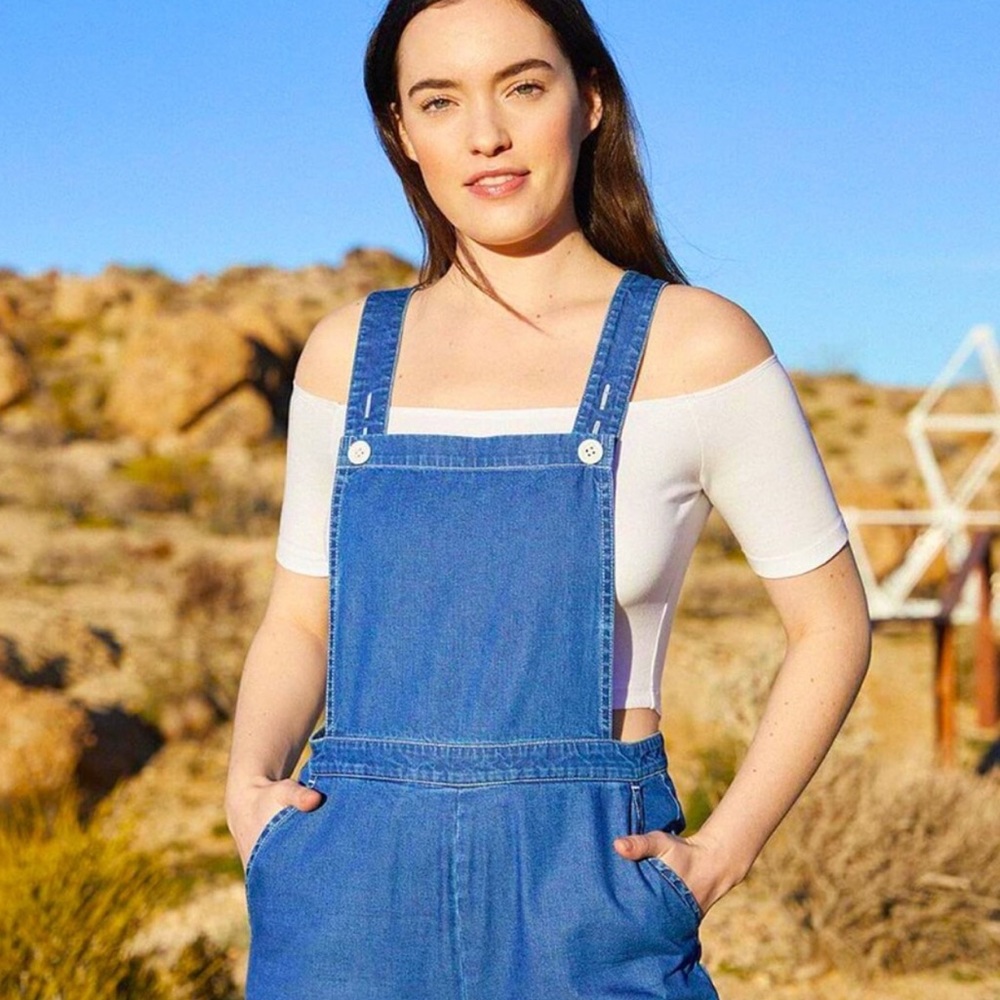 ✨American Apparel wide leg denim overalls